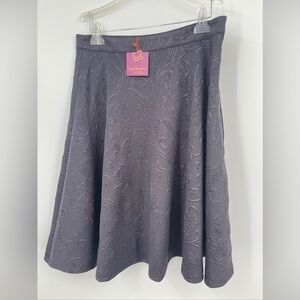 Sweet Sinammon Los Angeles Boutique Gray Embossed Skirt Large L